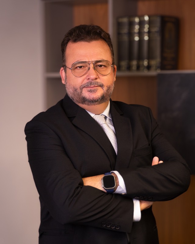 Advogado do escritório Carli e Cezaretto